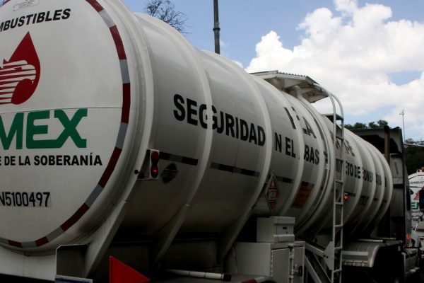 1777819287-mexico-cubrio-cerca-17-combustible-cuba-2025
