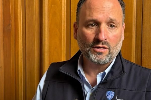 1989b78d-baf4-4ec3-a167-57f745fe9378