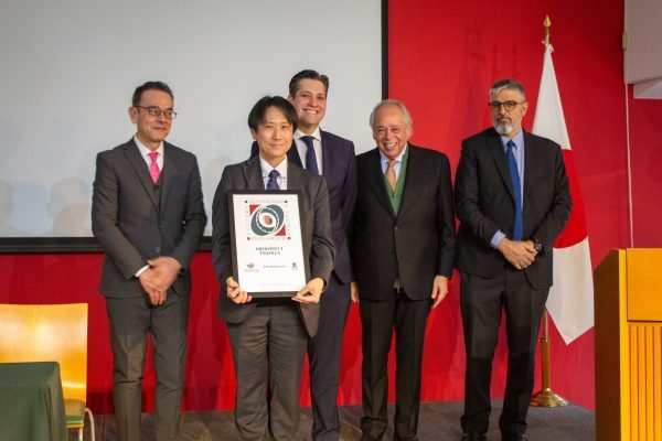 HDAH67jXgAAkYLM-scaled-1