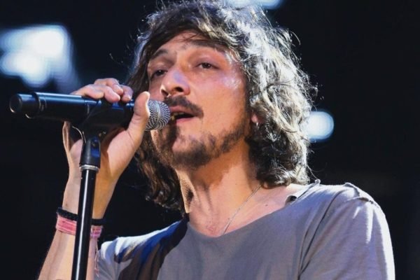 Leon-Larregui-1392x783-1