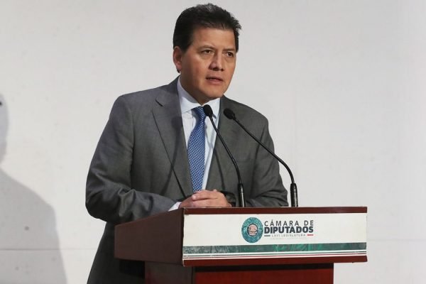 Victor-Hugo-Lobo-Camara-de-Diputados-1160x700-1