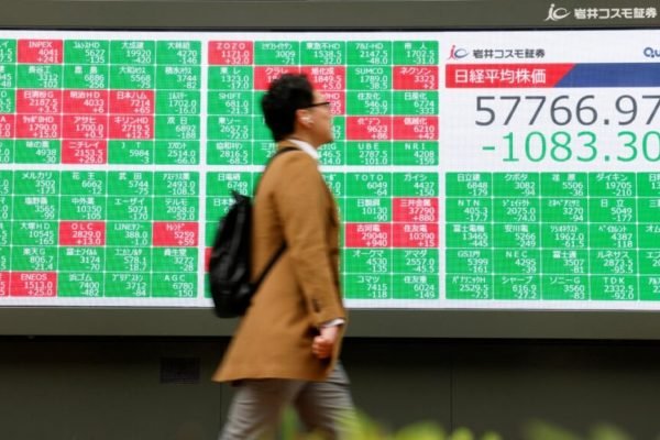 bolsas-asiaticas-se-desploman-en-su-apertura-por-ataques-de-estados-unidos-e-israel-a-iran-000019-1024x576-1