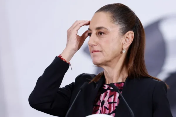 claudia_sheinbaum_oficializa_viaje_a_barcelona_version1776126799742.jpg_1480441490