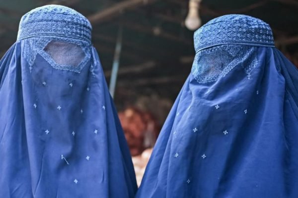 cnne-1203614-211228170239-taliban-bans-afghan-women-super-tease