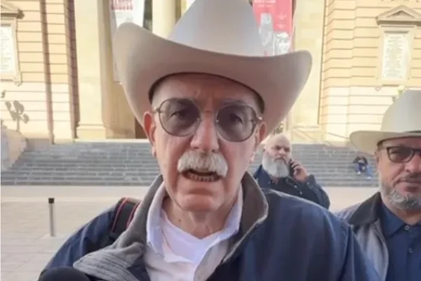 julio