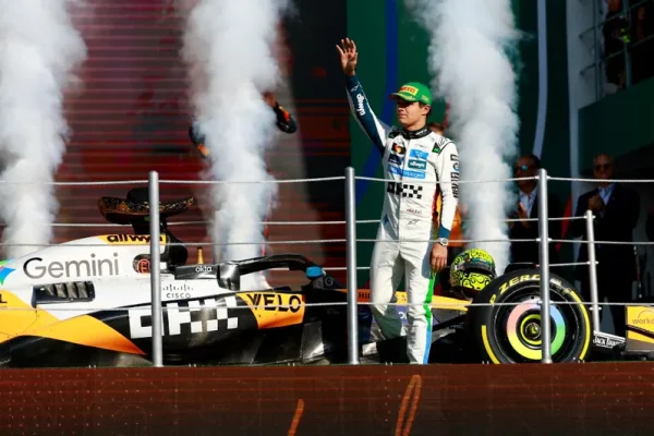 lando-norris-gana-premio-mexico-1 lando-norris-gana-premio-mexico-1