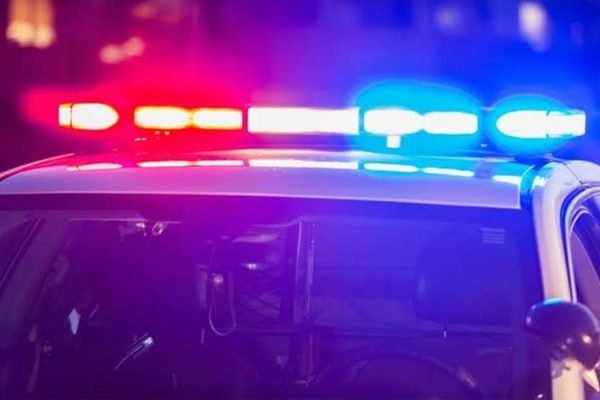 patrulla-policia-torreta-de-noche-1